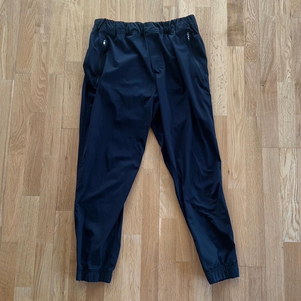 Lululemon athletica Black Jogger Pants XL